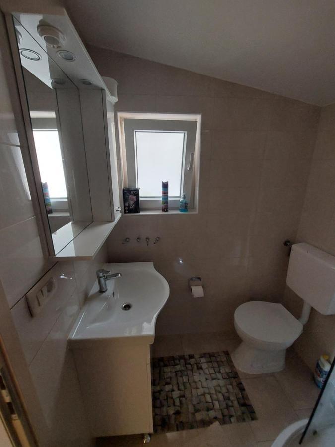 Apartmani Piskoric Vir Exterior foto