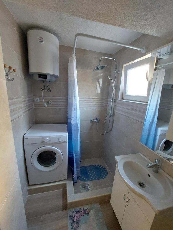 Apartmani Piskoric Vir Exterior foto